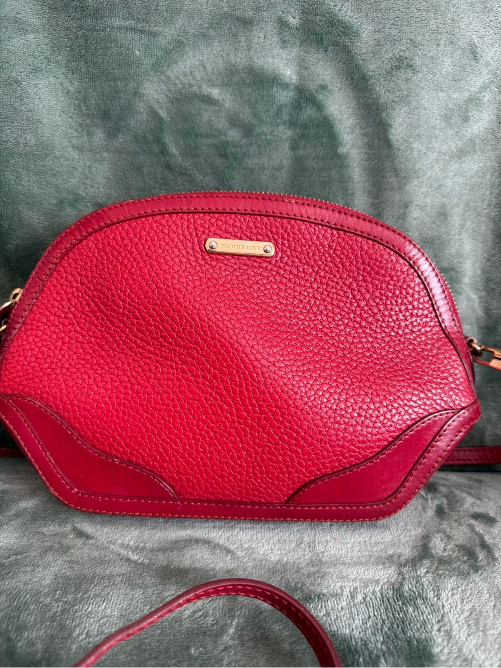 Burberry Red Pebbled Leather Dome Crossbody Bag with Gold Hardware - Picture 4 of 13